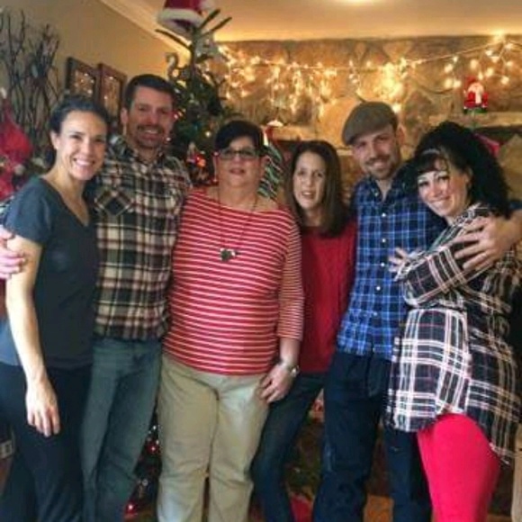 Meet your Posher, Lisa - Picture 1 of 1